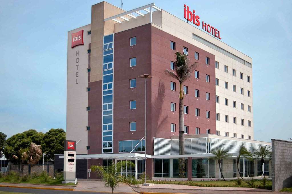 Hotel Ibis Lins Exterior photo