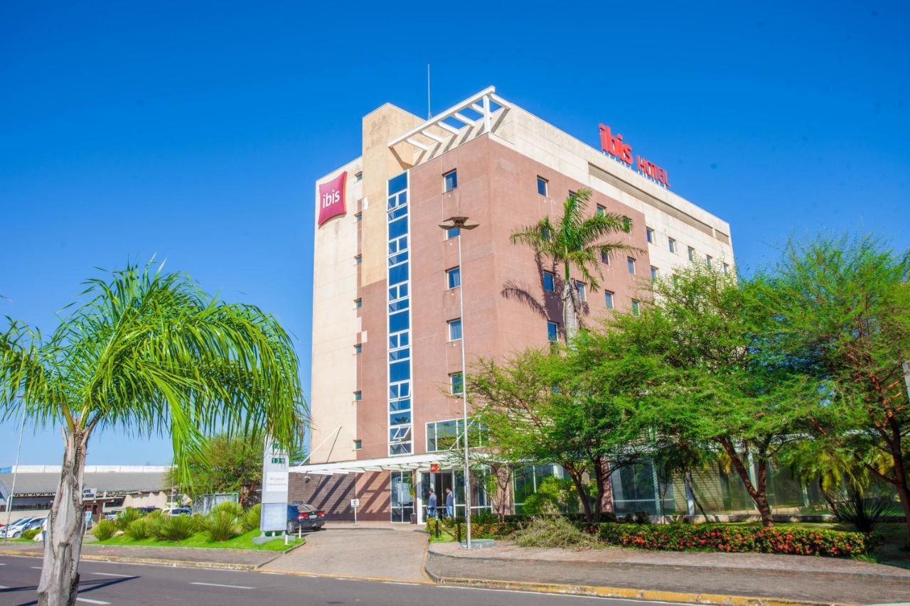Hotel Ibis Lins Exterior photo